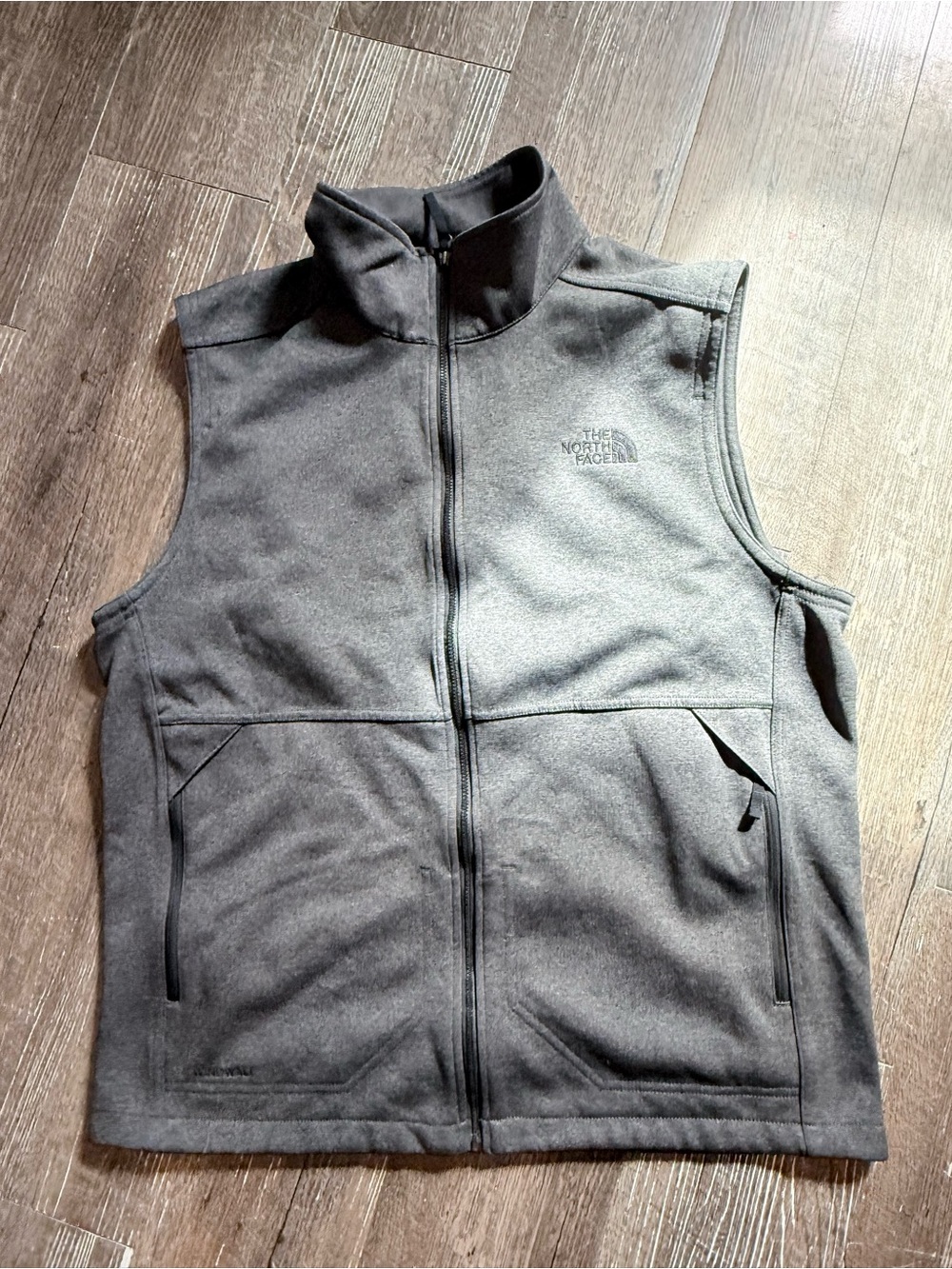 The North Face Men’s Gray Full-Zip Fleece Vest